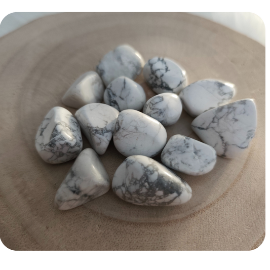 Pierre Roulée Howlite